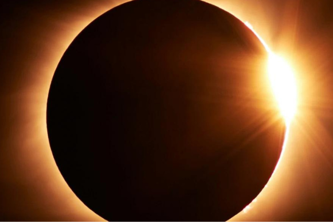 Image of solar eclipse.